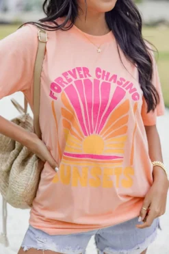 Best Dear-Lover FOREVER CHASING SUNSET Graphic T Shirt Pink
