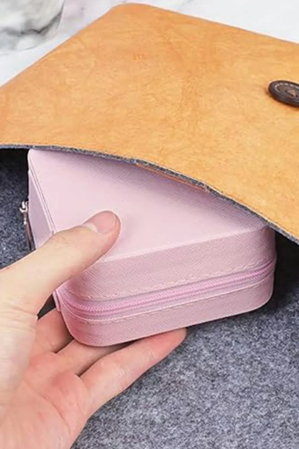 Clearance Dear-Lover Glitter Chenille V Letter Mini Square Jewery Box with Mirror Pink