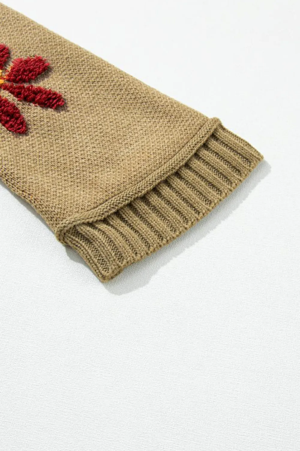 Fashion Dear-Lover Flower Knit Ribbed Trim V Neck Sweater sage Green
