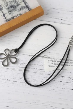 Clearance Dear-Lover Hollow Out Floral Leather Rope Y-shaped Necklace Silvery
