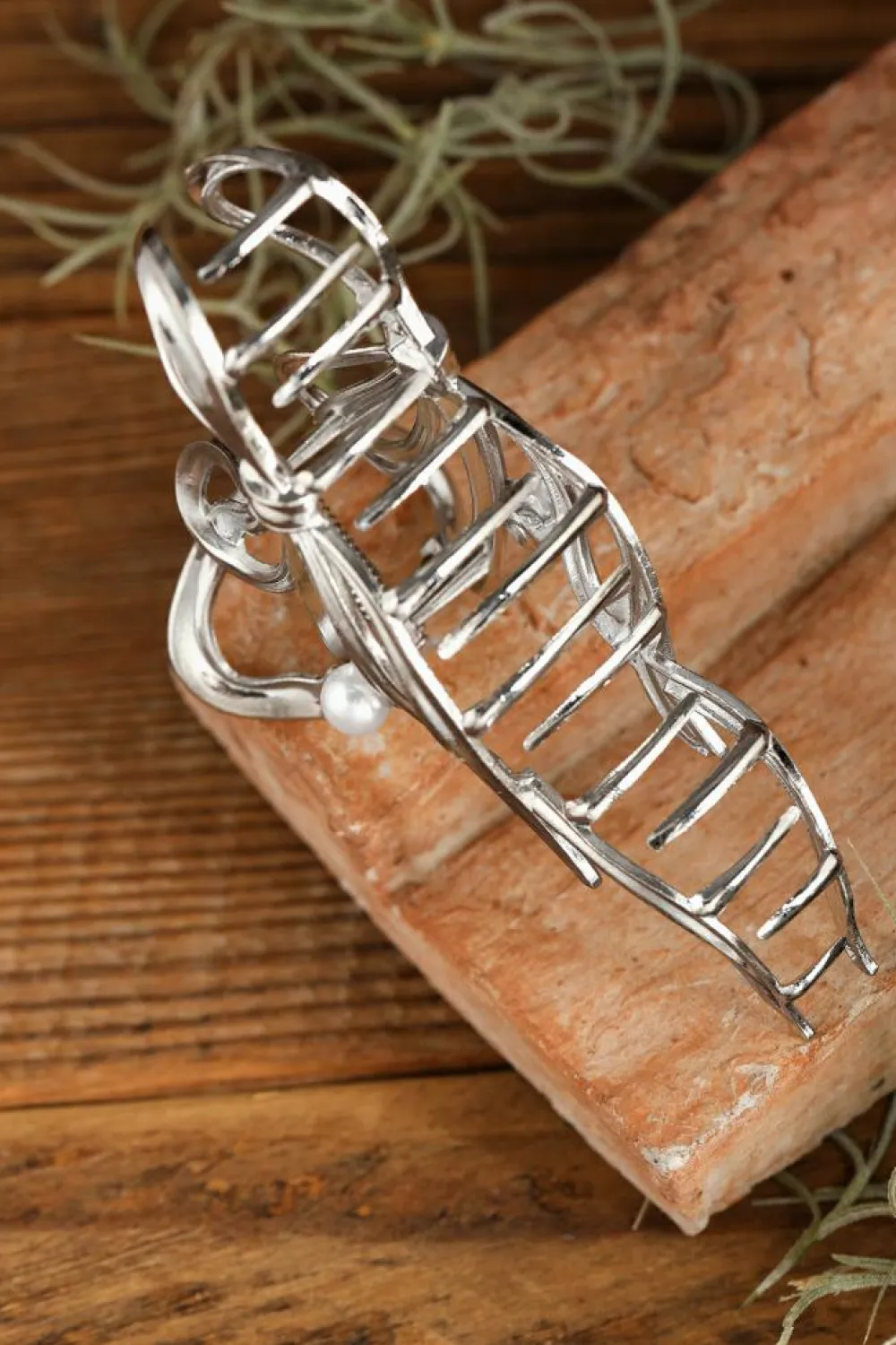 Discount Dear-Lover Pearl Decor Bow Knot Alloy Hair Claw Clip Silvery
