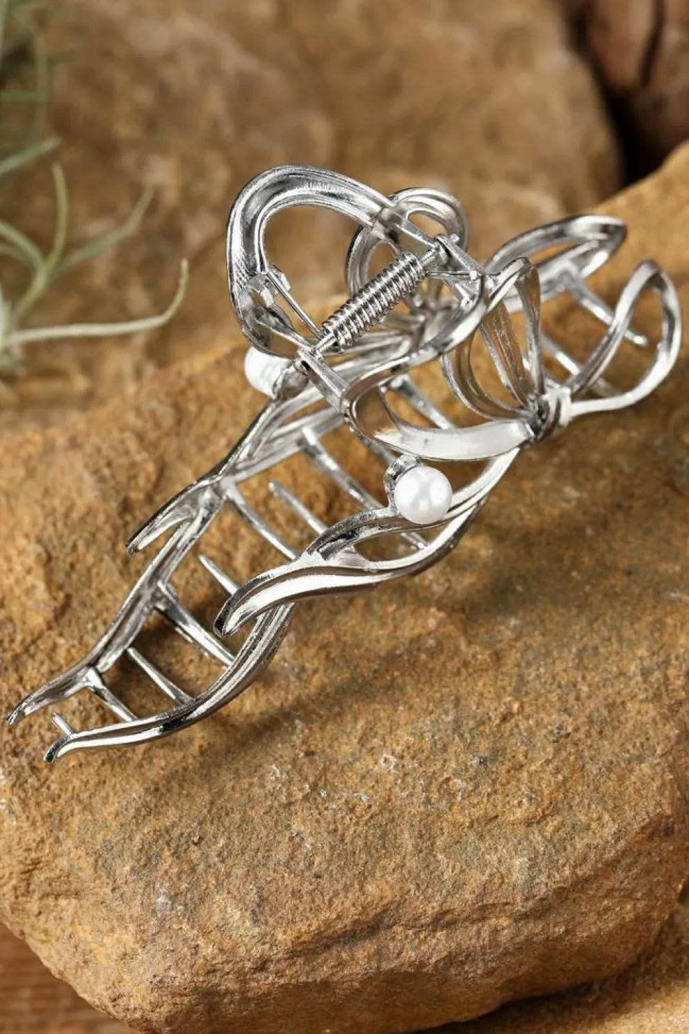 Discount Dear-Lover Pearl Decor Bow Knot Alloy Hair Claw Clip Silvery