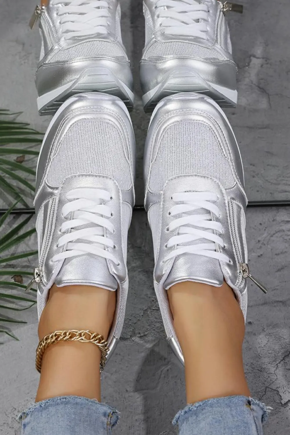 Hot Dear-Lover PU Leather Patchwork Zipper Lace-up Sneakers Silvery