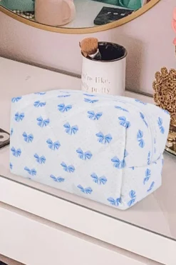 Discount Dear-Lover Bow Knot Quilted Zipper Makeup Bag Sky Blue