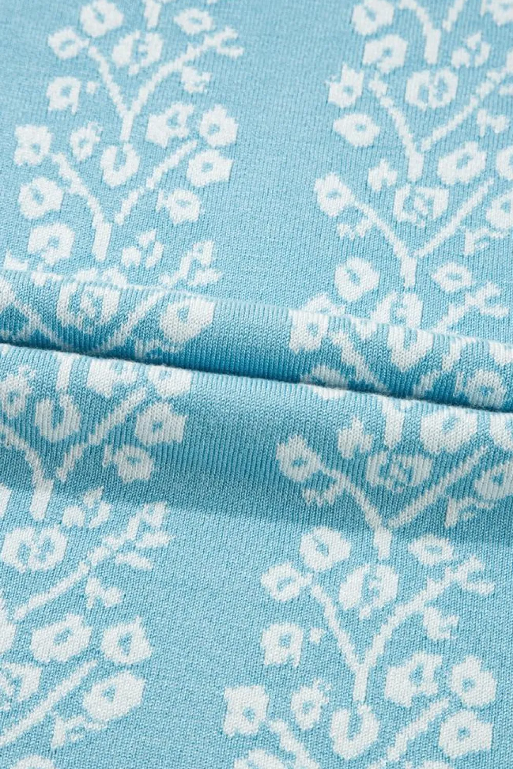 Discount Dear-Lover Contrast Floral Crewneck Short Sleeve Sweater Sky Blue