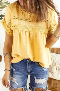 Best Dear-Lover Swiss Dot Lace Splicing Short Sleeve Top Yellow