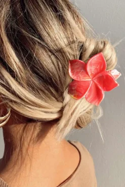Hot Dear-Lover Flower Shape Resin Hair Claw Clip Tomato Red
