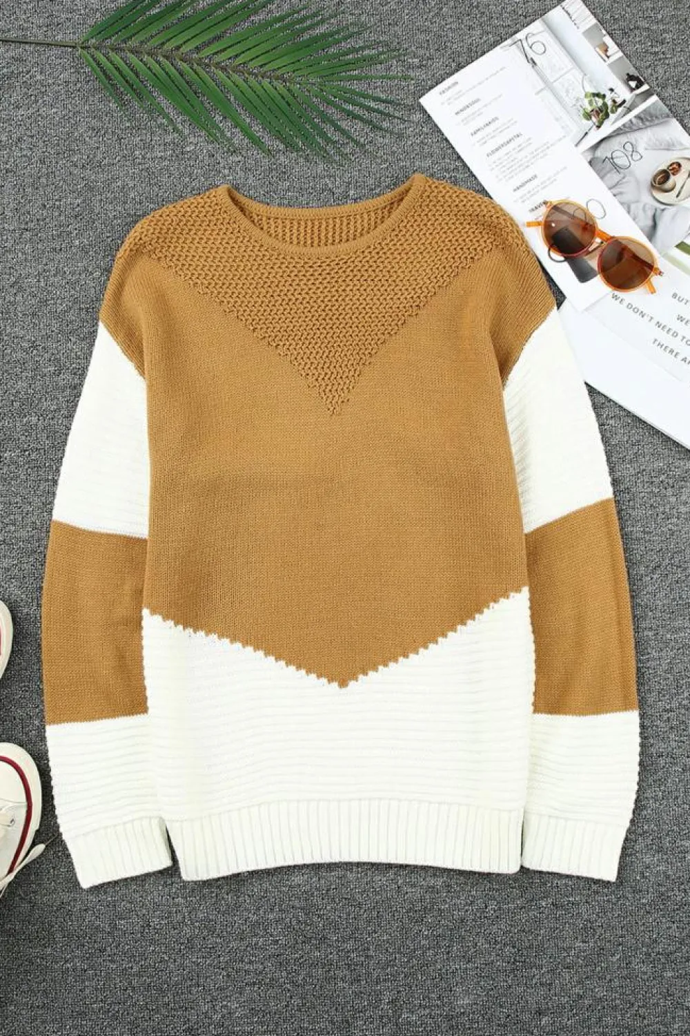 Fashion Dear-Lover Two-Tone Chevron Pullover Sweater Brown