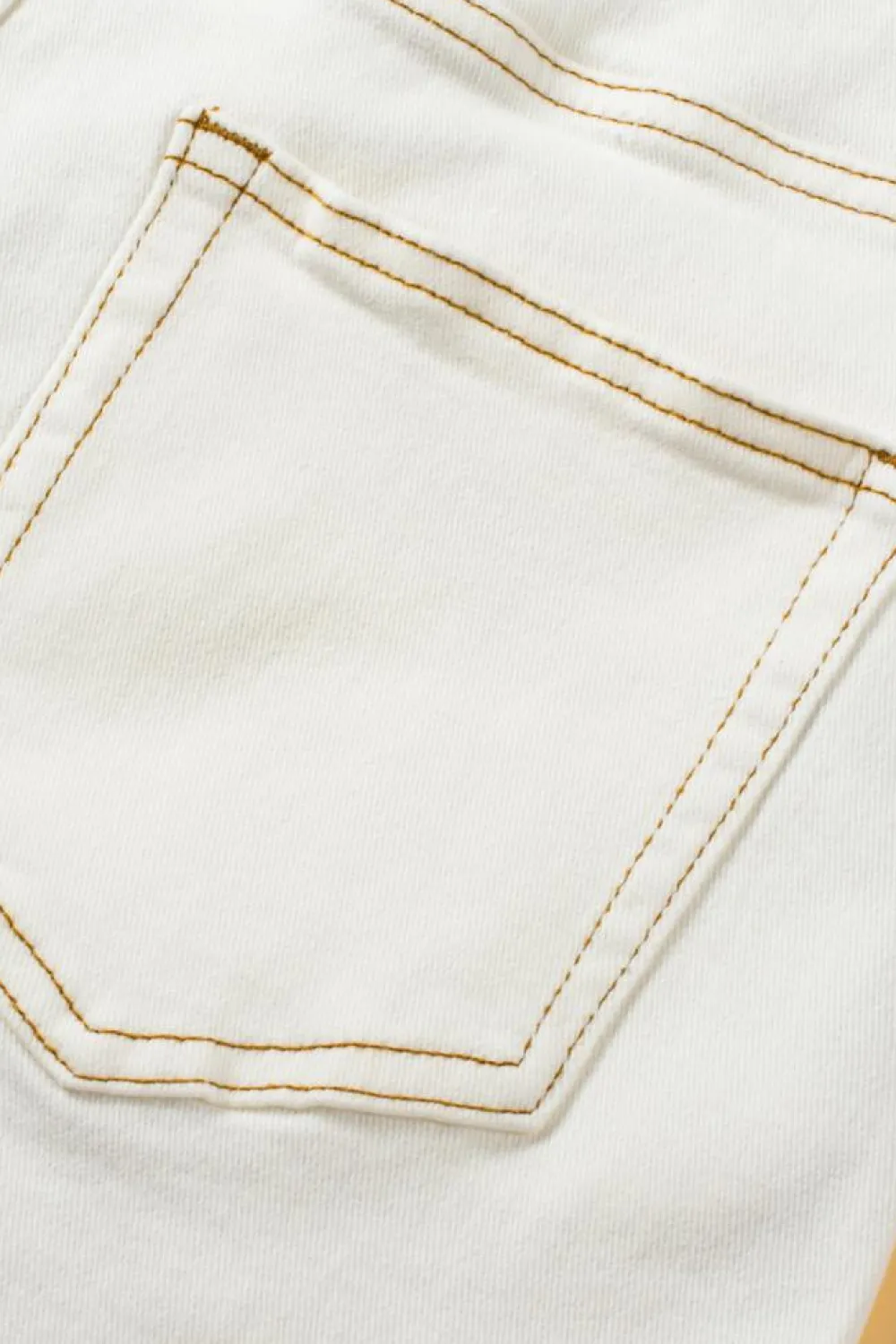 Clearance Dear-Lover Asymmetric Waist Design Stylish Denim Shorts White