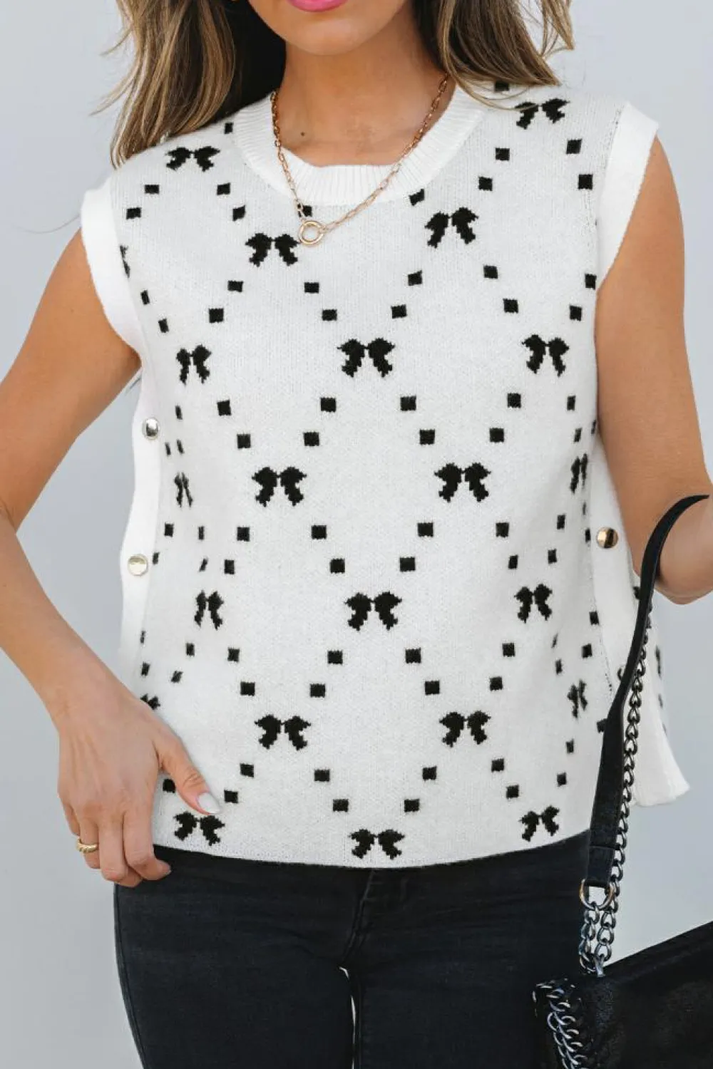 Best Dear-Lover Bow Pattern Buttoned Side Cropped Sweater Vest White