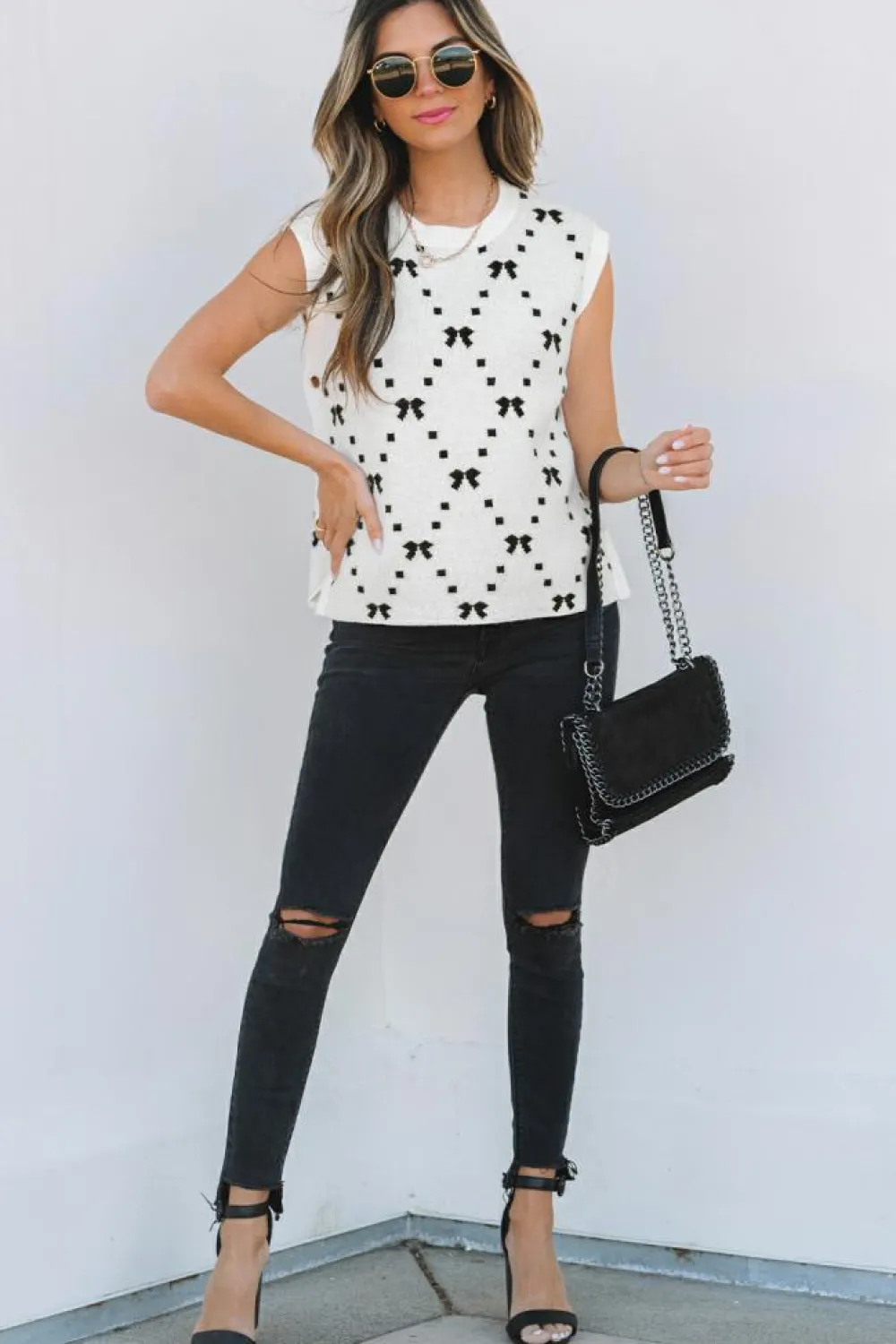 Best Dear-Lover Bow Pattern Buttoned Side Cropped Sweater Vest White