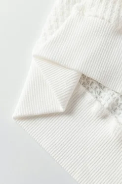 Fashion Dear-Lover Broderie Anglaise Puff Sleeve Waffle Knit Tee White