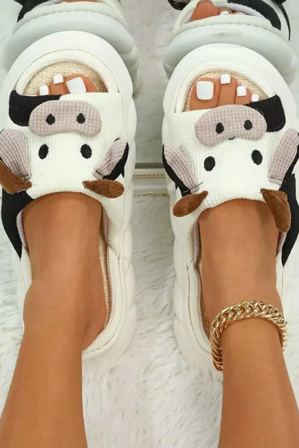 Discount Dear-Lover Cute Cow Pattern Open Toe Slippers White