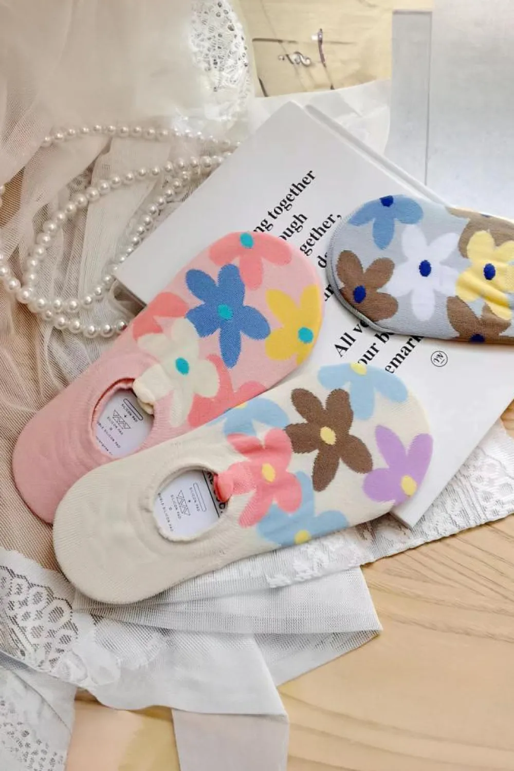 Sale Dear-Lover Cute Floral Print No Show Socks White