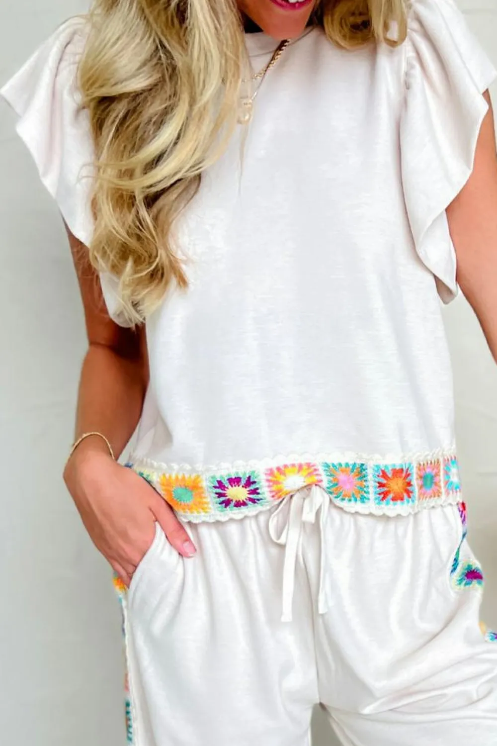 Clearance Dear-Lover Floral Crochet Patched Ruffled Sleeve Crewneck Blouse White