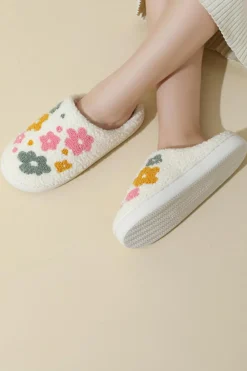 Hot Dear-Lover Flower Pattern Slip On Plush Home Slippers White