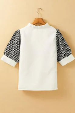 New Dear-Lover Geometric Textured Short Sleeve Frilly V Neck Blouse White