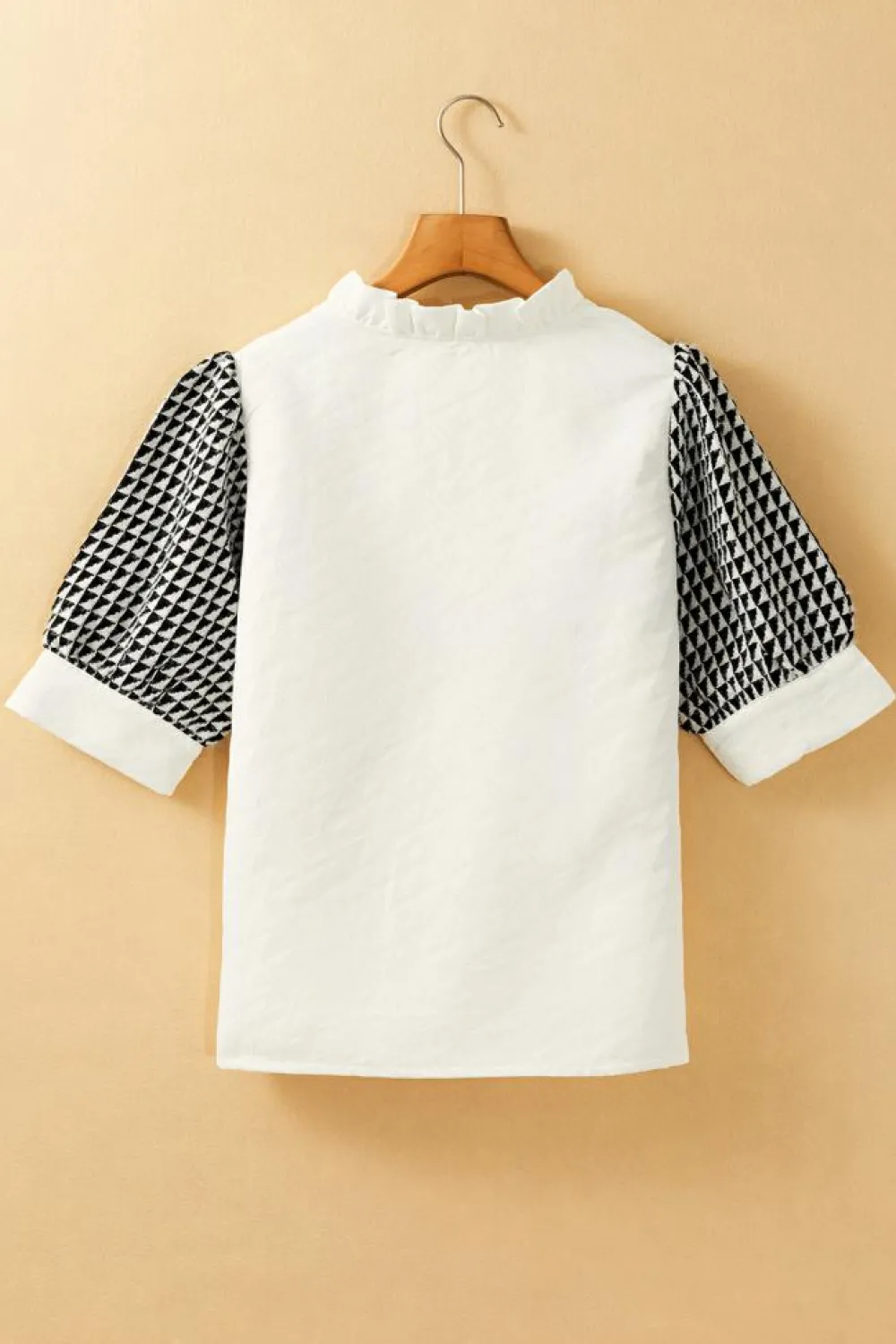New Dear-Lover Geometric Textured Short Sleeve Frilly V Neck Blouse White