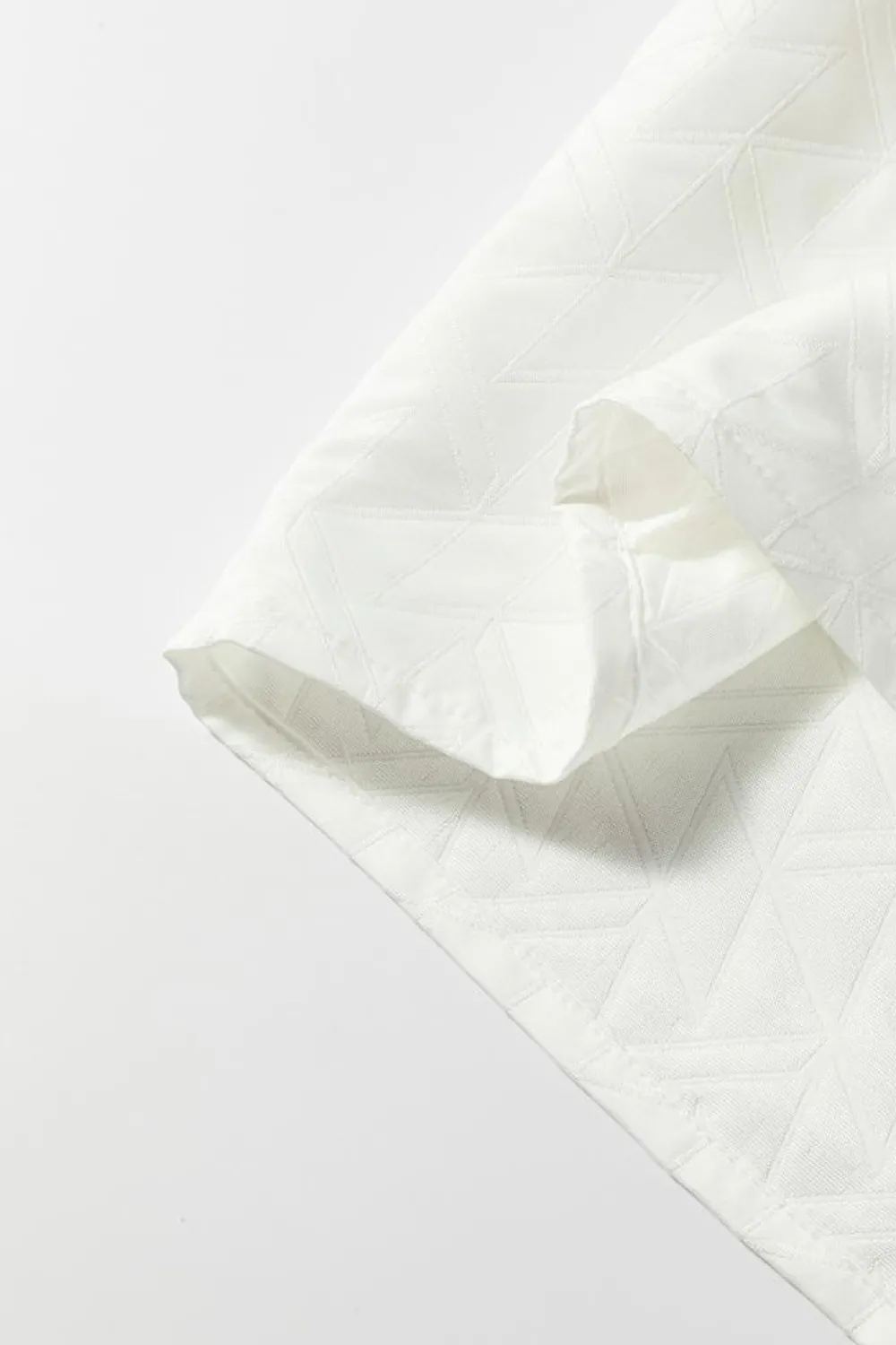 New Dear-Lover Geometric Textured Short Sleeve Frilly V Neck Blouse White