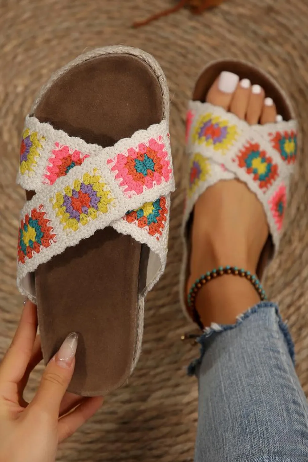 Clearance Dear-Lover Geometric Woven Crisscross Strap Platform Slippers White