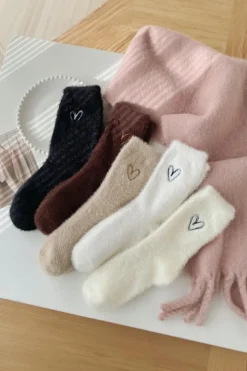 Sale Dear-Lover Heart Embroidered Soft Thick Crew Socks White