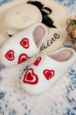 Online Dear-Lover Heart Shape Round Toe Plush Winter Slippers White