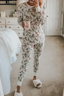 Hot Dear-Lover Holly Print Thermal Pullover Pants Lounge Set White
