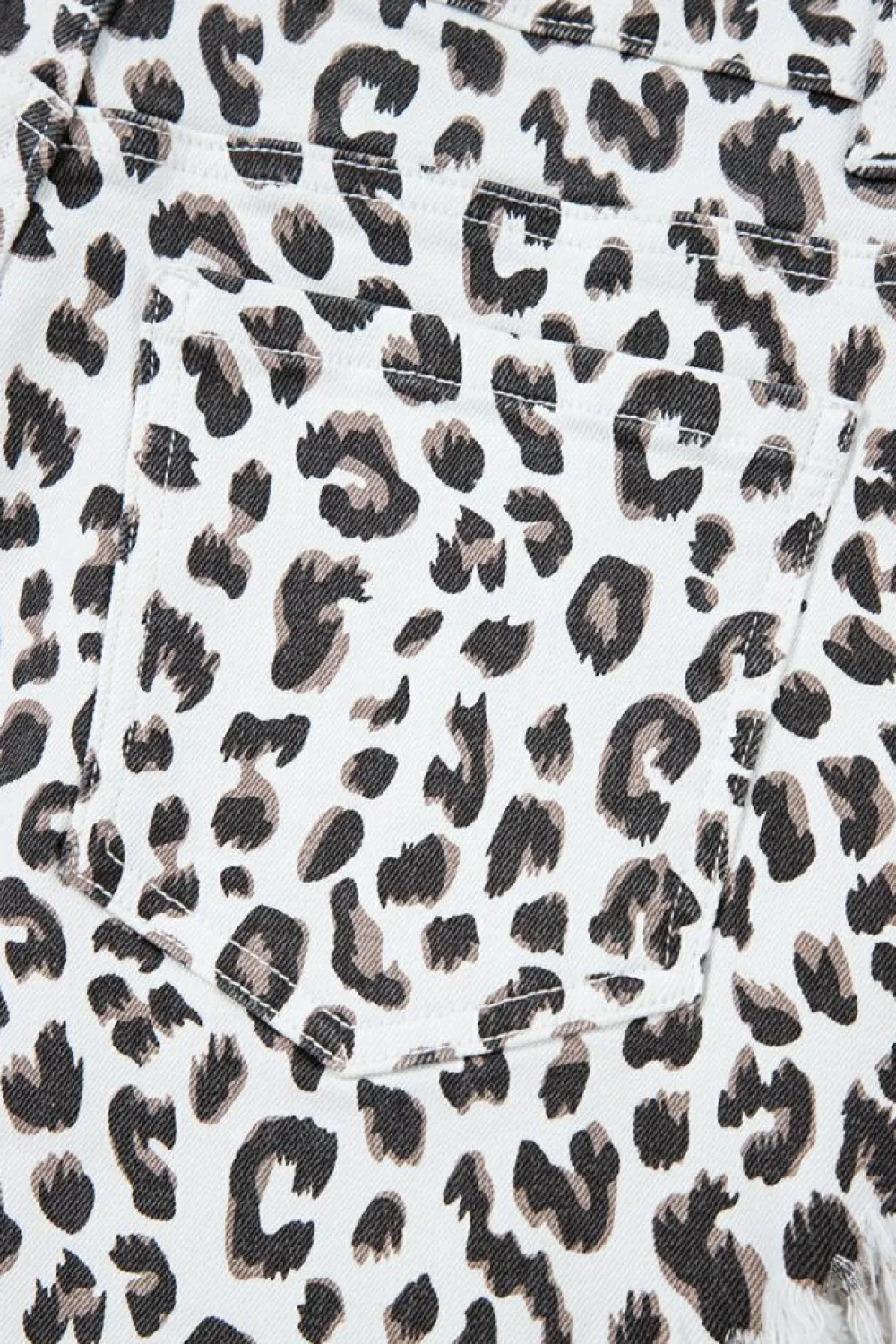 Sale Dear-Lover Leopard Frayed Hem Denim Shorts White