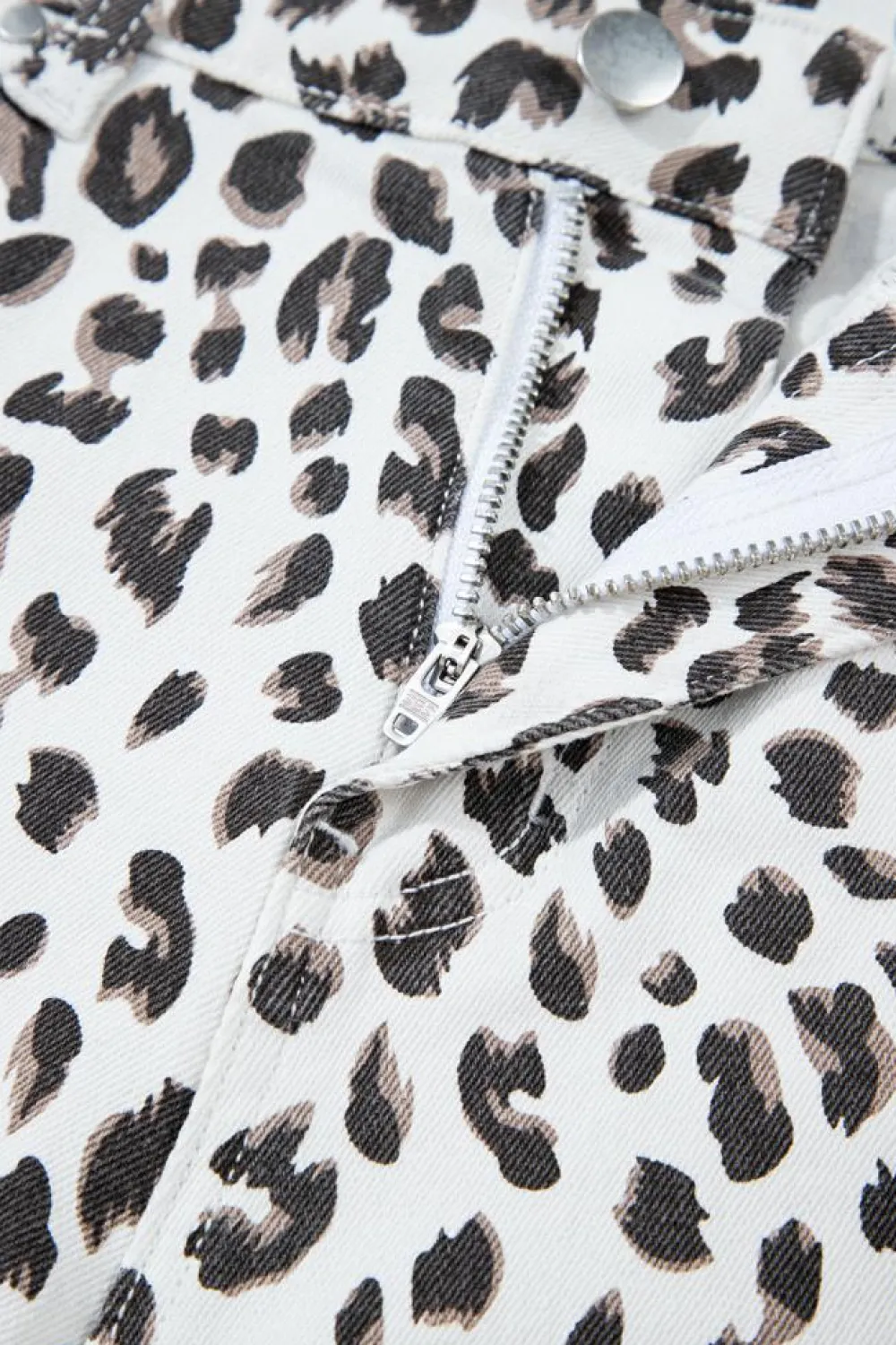 Sale Dear-Lover Leopard Frayed Hem Denim Shorts White