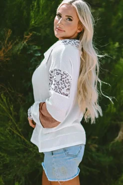 Clearance Dear-Lover Leopard Patchwork Turn-down Collar Waffle Top White