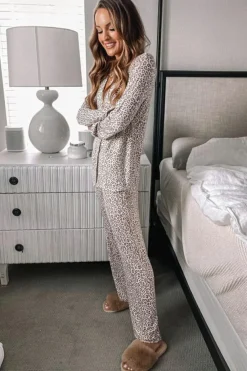 New Dear-Lover Leopard Print Long Sleeve and Pants Pajamas Set White