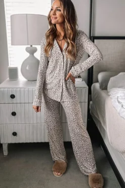 New Dear-Lover Leopard Print Long Sleeve and Pants Pajamas Set White