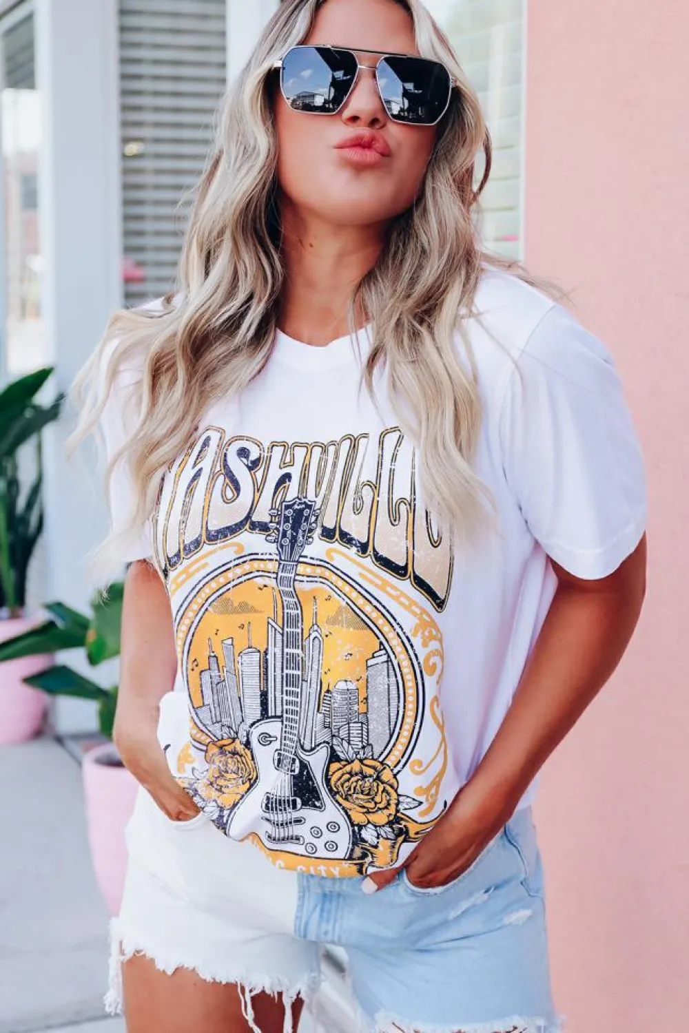 Sale Dear-Lover Music City NASHVILLE Guitar Graphic T Shirt White