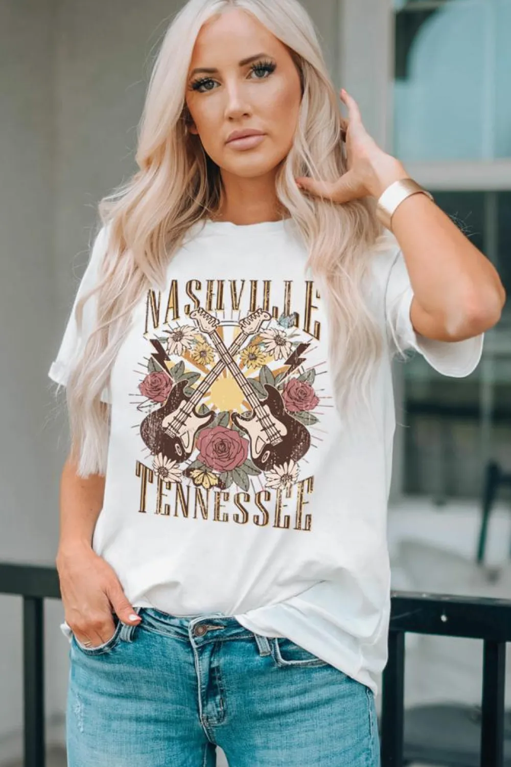 Outlet Dear-Lover Nashville Tennessee Guitar Rose Graphic Crewneck Tee White