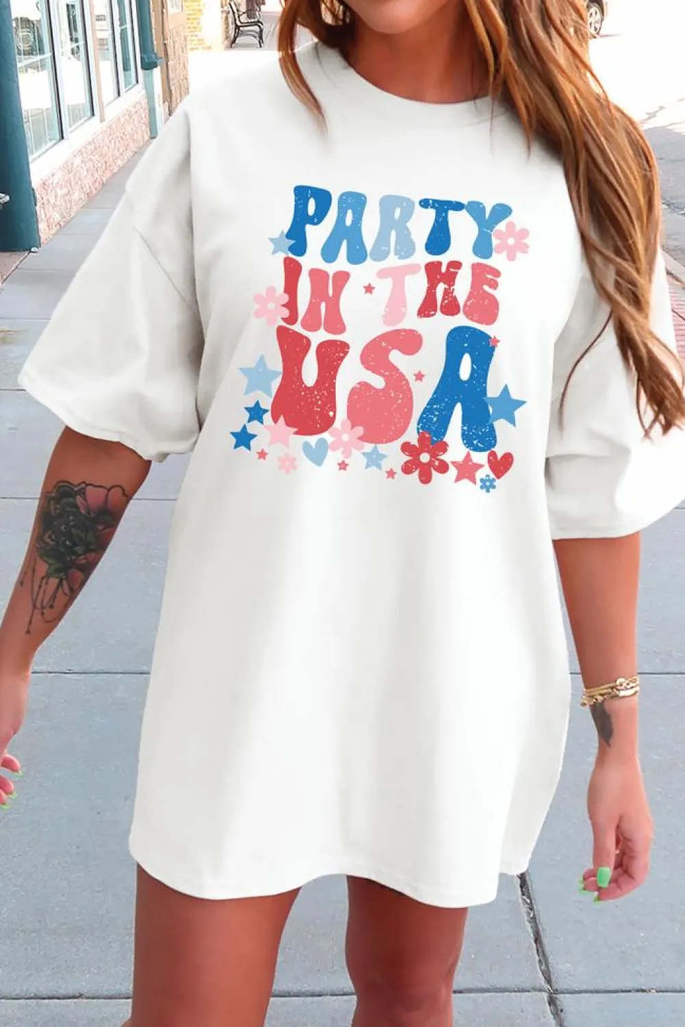 Best Dear-Lover PARTY IN THE USA Graphic Oversized Tee White