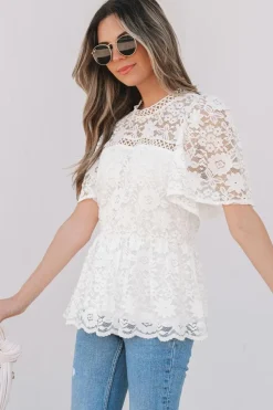 Discount Dear-Lover Short Sleeve Scalloped Floral Lace Peplum Blouse White