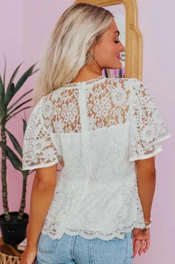 Discount Dear-Lover Short Sleeve Scalloped Floral Lace Peplum Blouse White