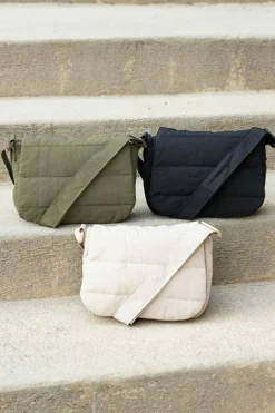 Discount Dear-Lover Solid Minimalist Foldover Puffer Crossbody Bag White