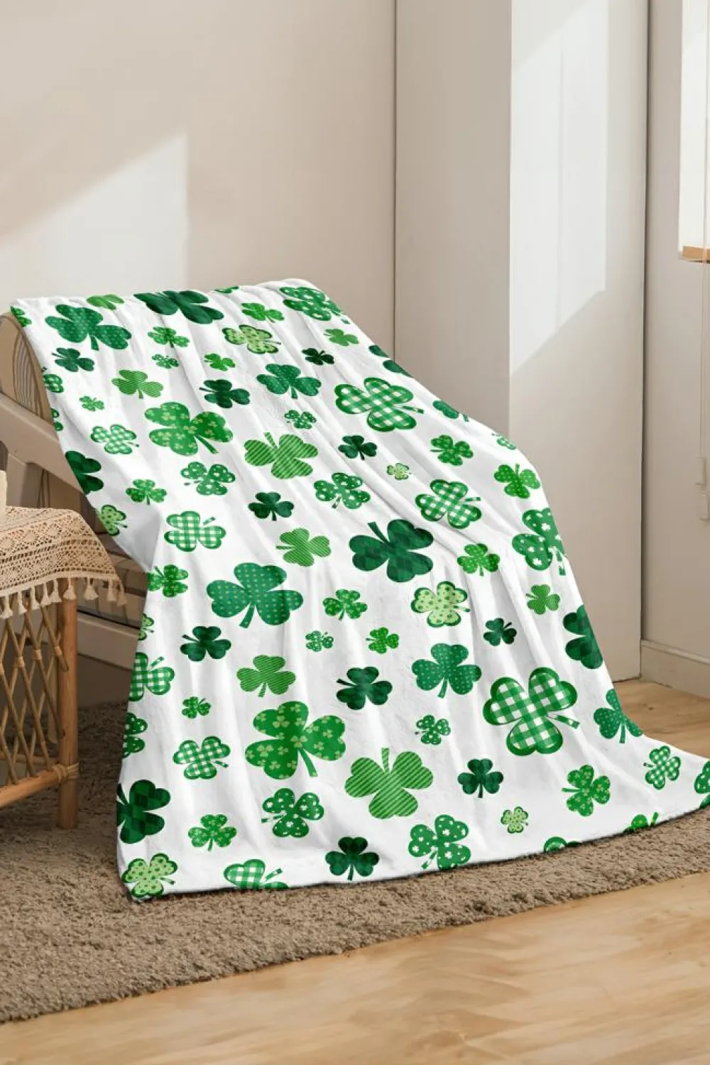 Discount Dear-Lover St. Patrick Clover Print Nap Blanket 130*150cm White
