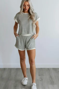 Clearance Dear-Lover Contrast Edge Tee and Shorts Set White Stripe