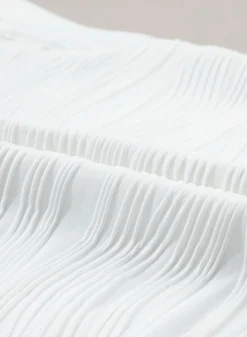 Outlet Dear-Lover Wavy Textured Mock Neck Cap Sleeve Top White