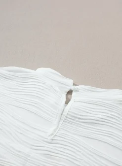 Outlet Dear-Lover Wavy Textured Mock Neck Cap Sleeve Top White