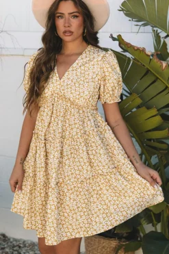 Outlet Dear-Lover Floral Short Sleeve V Neck Frilly Tiered Mini Dress Yellow