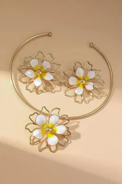 Hot Dear-Lover Hollow Out Flower Shape Plated Earrings and Choker Set Yellow