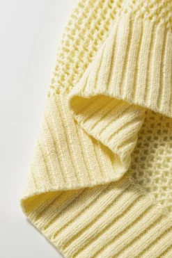 Outlet Dear-Lover Solid Color Hollowed Knit Round Neck Sweater Vest Yellow