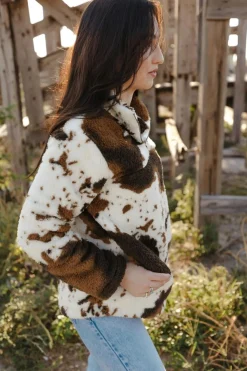 Discount Dear-Lover Zip Collar Cow Print Fleece Sweatshirt White